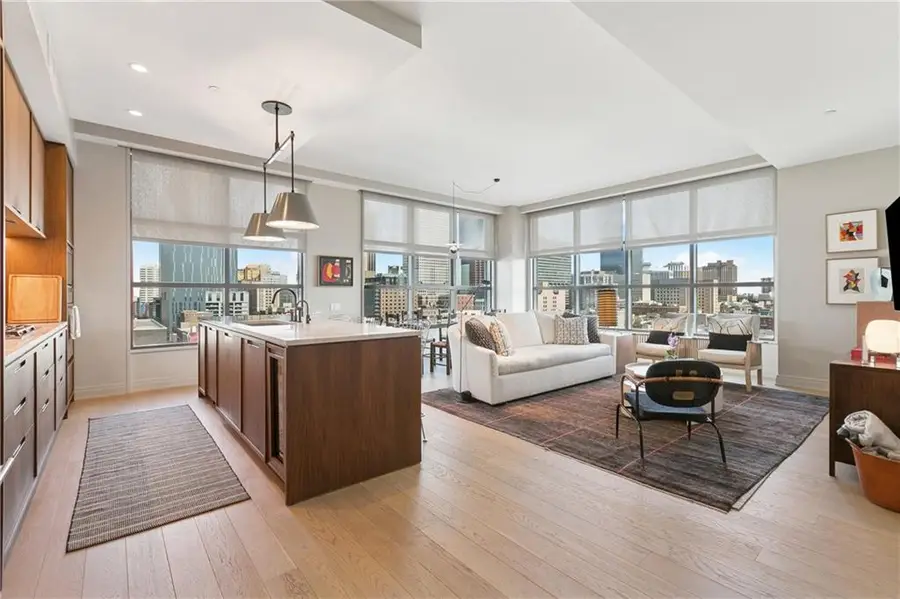 1001 Julia Street #9E, New Orleans, LA 70113 - #3