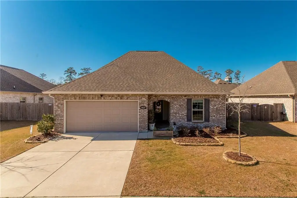 39637 Fairhope Drive, Ponchatoula, LA 70454 - Image #1