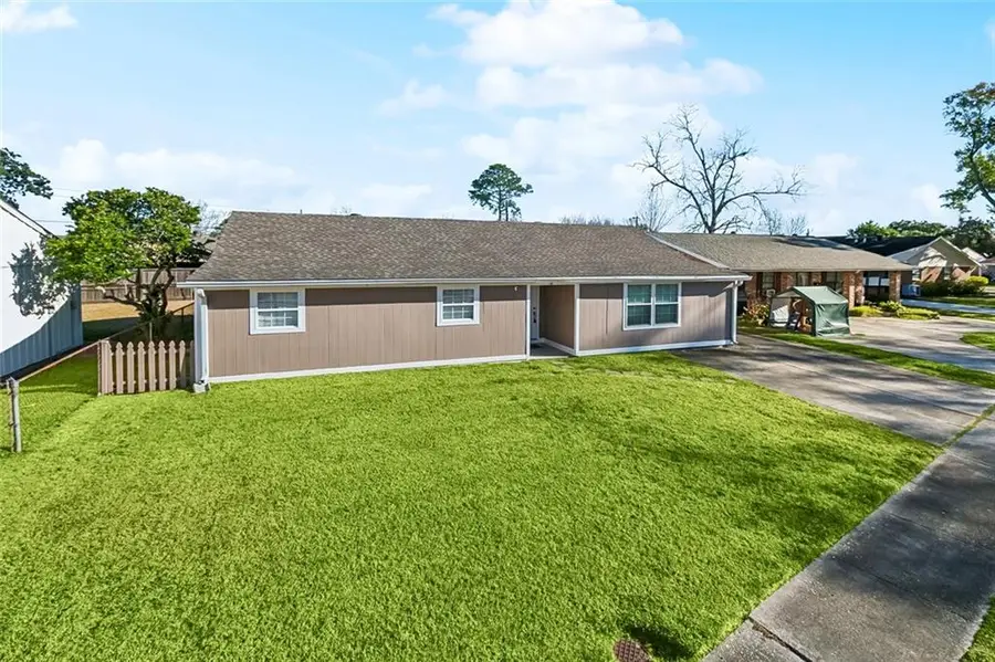 108 Valentine Drive, Avondale, LA 70094 - Image #2