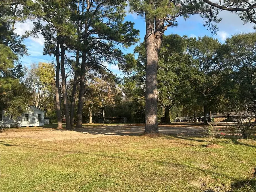 1061 S Main Street, Marksville, LA 71351 - #2