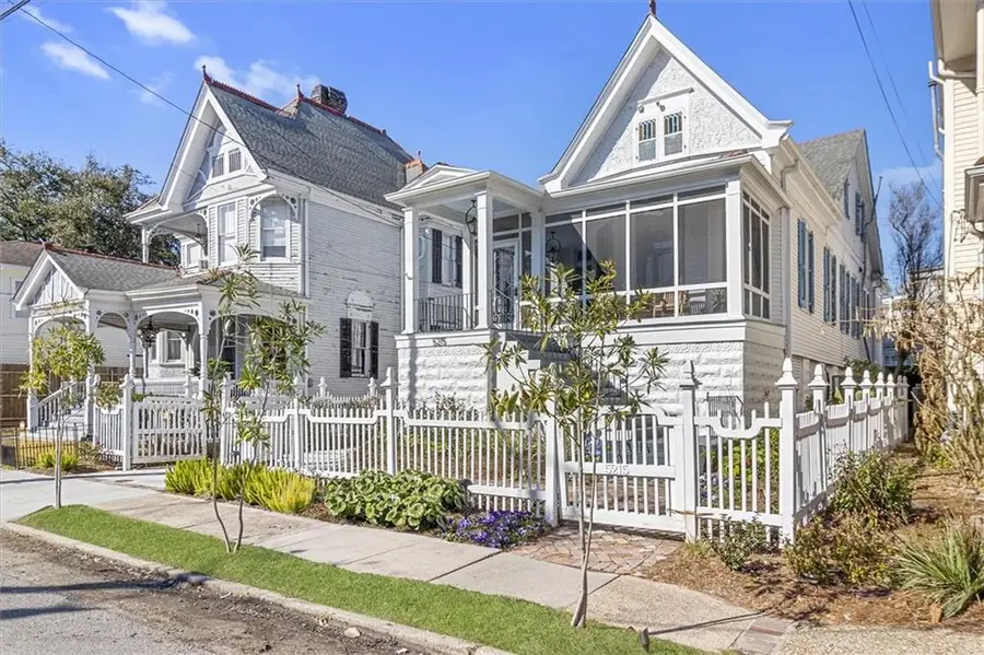 5215 Pitt Street, New Orleans, LA 70115 - #3