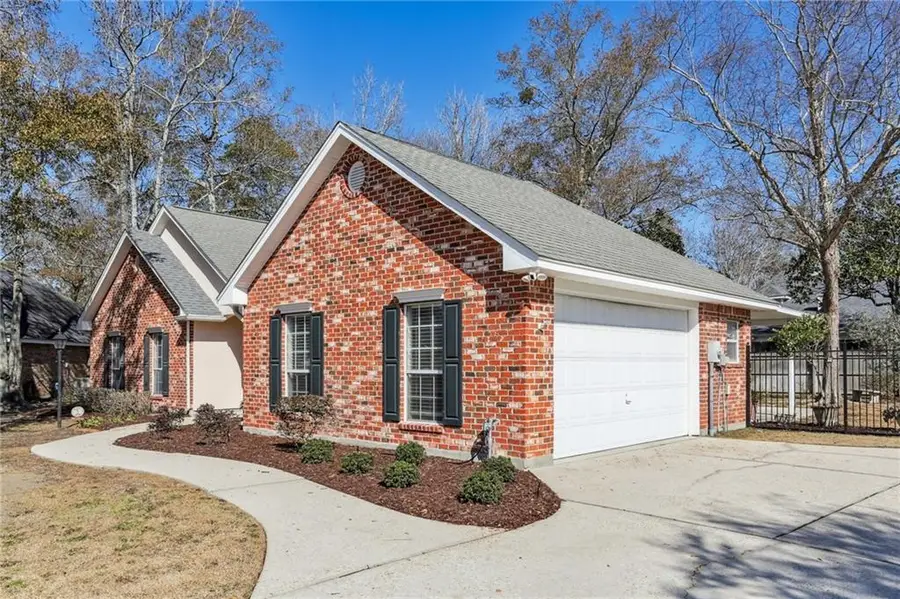 3 Magnolia Ridge Court, Mandeville, LA 70448 - Image #2