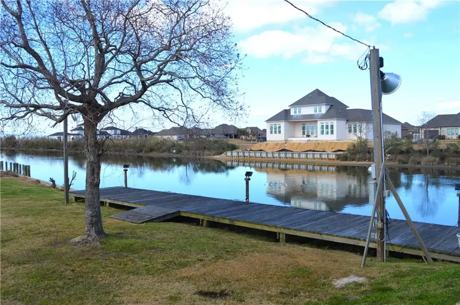 290 Lakeview Drive, Slidell, LA 70458 - Image #2