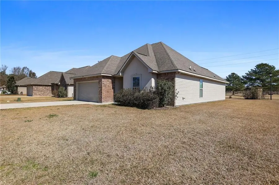 11004 Regency Avenue, Hammond, LA 70403 - Image #2