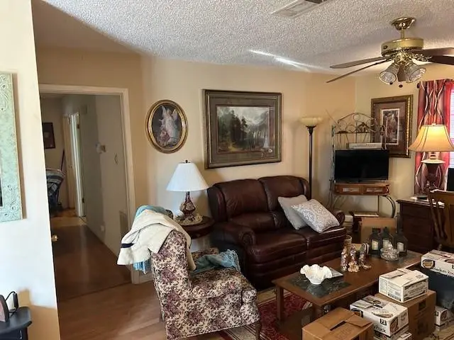 6638 Sixth Street, Alexandria, LA 71303 - #2