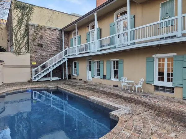 618 Dauphine Street #2A, New Orleans, LA 70112