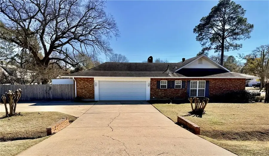 203 Tanglewood Drive, Alexandria, LA 71303 - #2