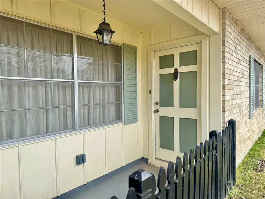 3315 Coldstream Avenue, Alexandria, LA 71301 - #3