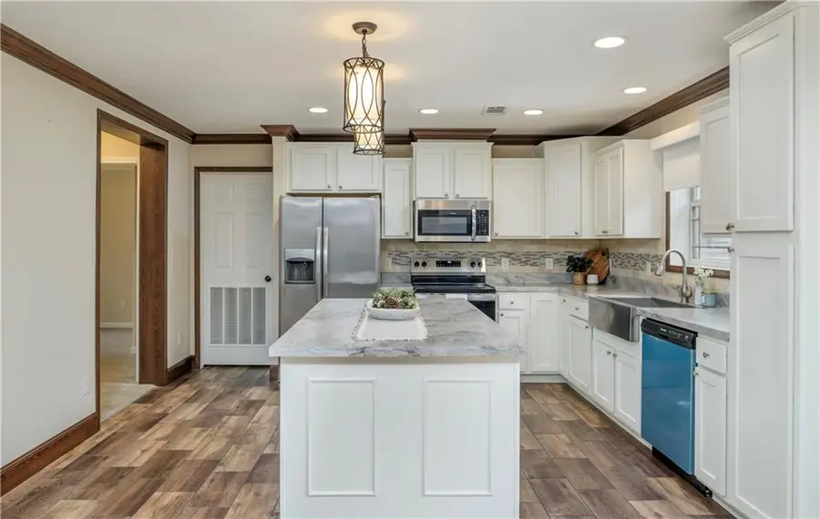 2155B Wiggins Road, Pineville, LA 71360 - #2