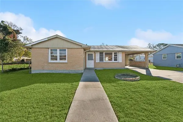 2038 Lauradale Drive, New Orleans, LA 70114