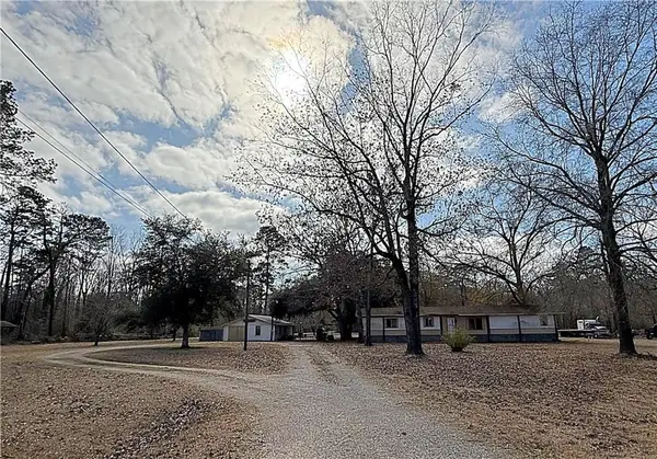 37 H. Strange Road, Lecompte, LA 71346