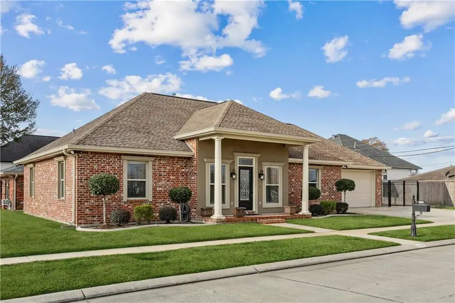 1100 Missouri Street, Chalmette, LA 70043 - #3