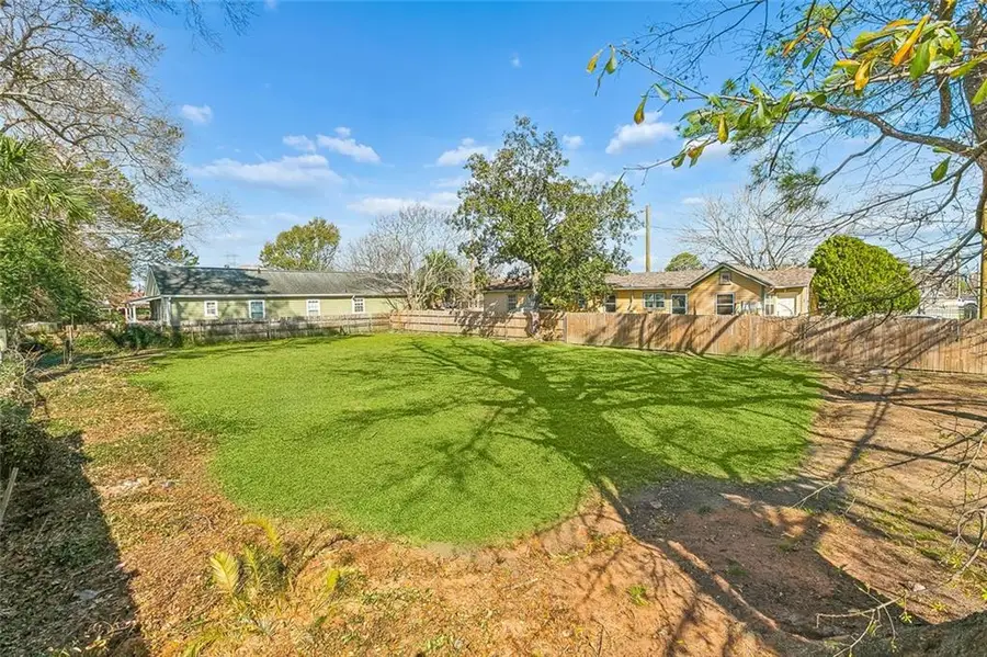 2605 Whitney Avenue, Gretna, LA 70056 - #3