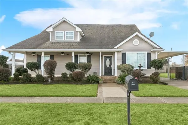 416 Riess Place, Chalmette, LA 70043