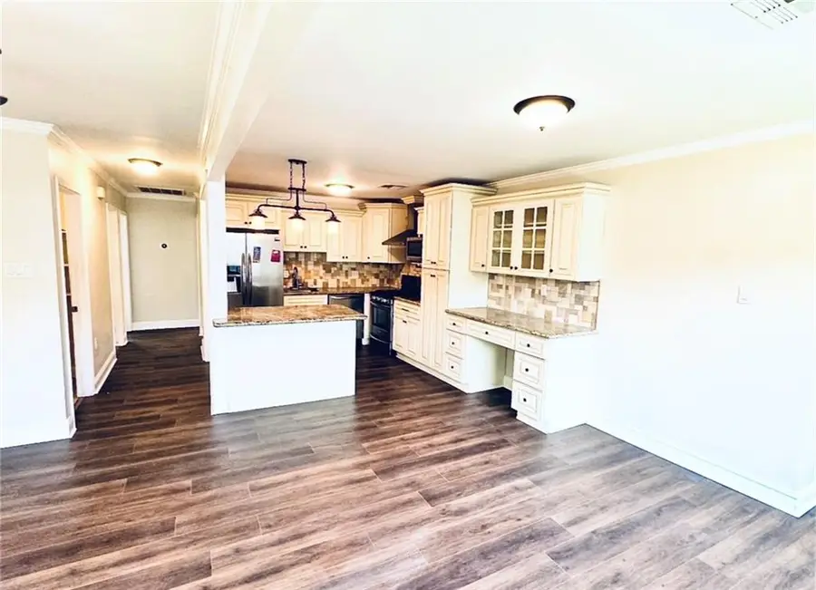 205 Douglas Drive, River Ridge, LA 70123 - #3