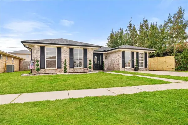 3205 Veronica Drive, Chalmette, LA 70043