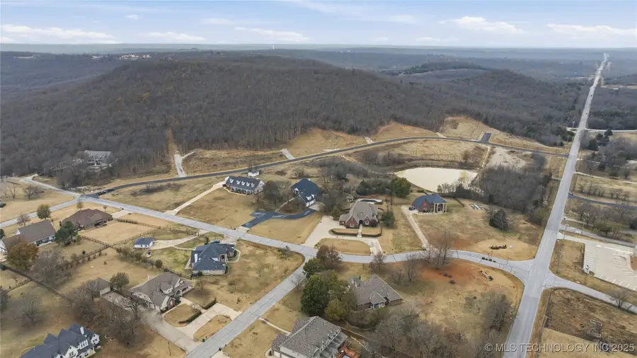 4226 S 143rd West Avenue, Sand Springs, OK 74063 - #2