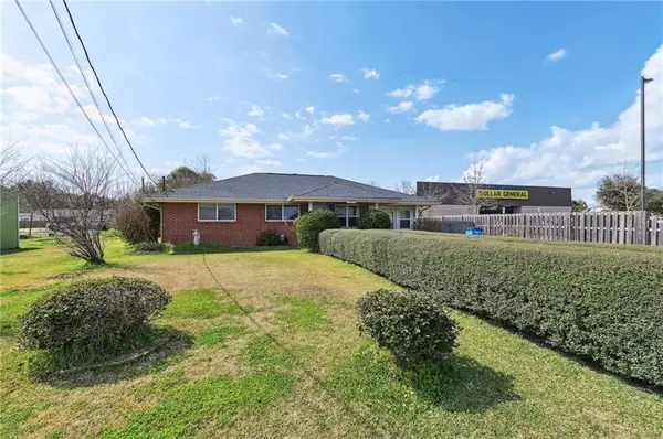 15457 River Road, Hahnville, LA 70057