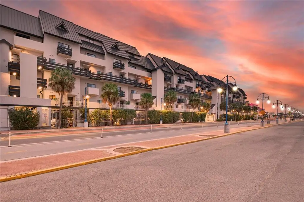 7300 Lakeshore Drive #4, New Orleans, LA 70124 - #1