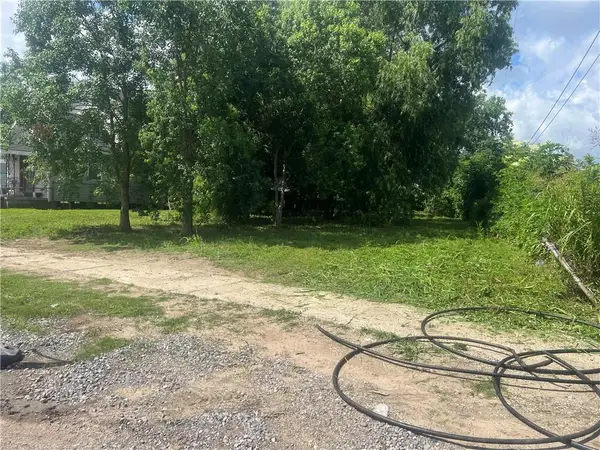 9426 Colapissa Street, New Orleans, LA 70118