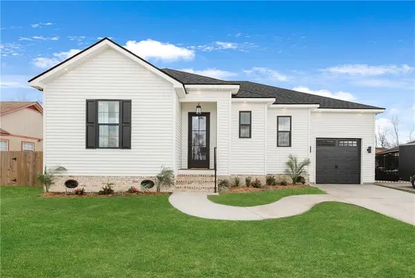 7221 Voyageur Court, New Orleans, LA 70129