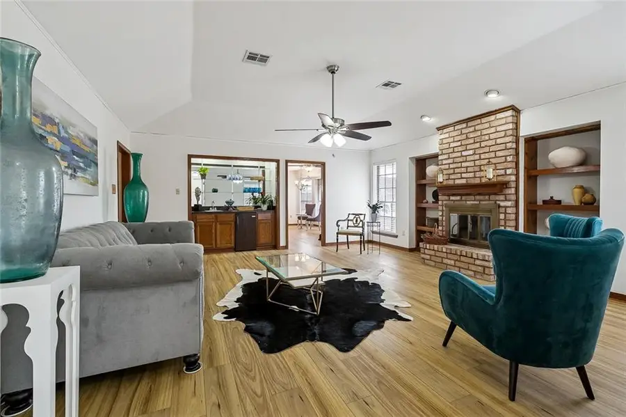 321 Longview Drive, Destrehan, LA 70047 - #2