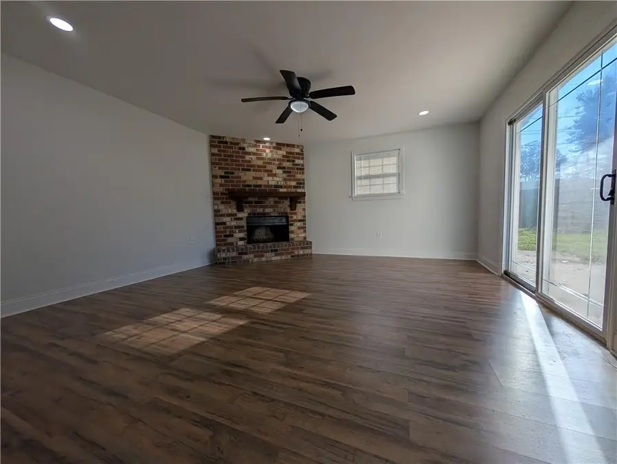 1304 Bellevue Drive, La Place, LA 70068 - #2