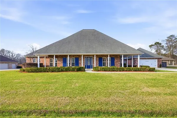 11581 Highpoint Drive, Tickfaw, LA 70466