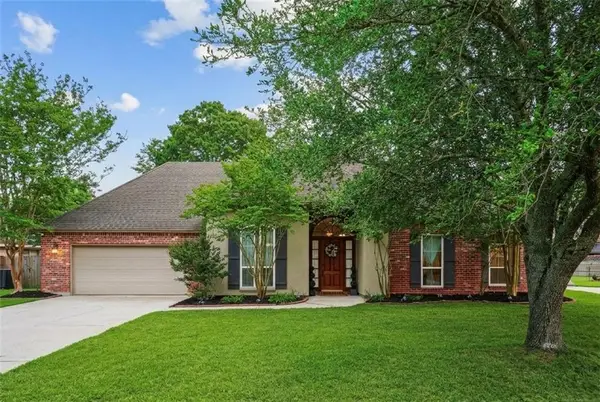 734 Sweet Bay Drive, Mandeville, LA 70448