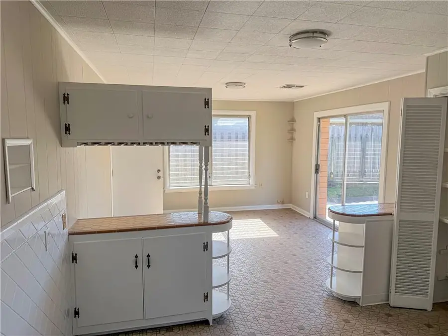 1332 Avenue E, Marrero, LA 70072 - #3