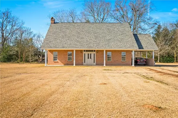 664 Riverview Drive, Natchez, LA 71456