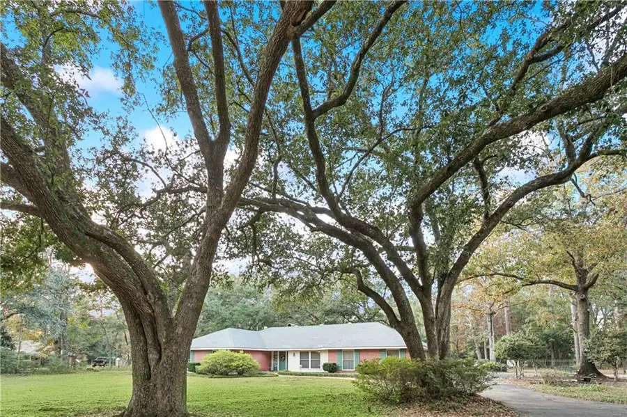 61213 Brittany Drive, Lacombe, LA 70445 - #2