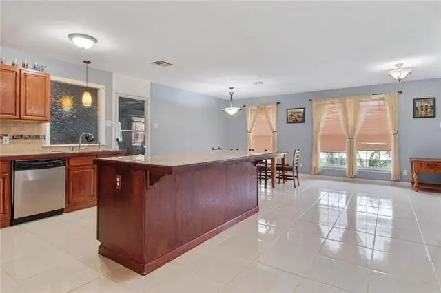 208 Bear Drive, Arabi, LA 70032 - #3