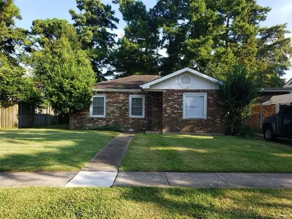 5012 Stephen Girard Avenue, New Orleans, LA 70126