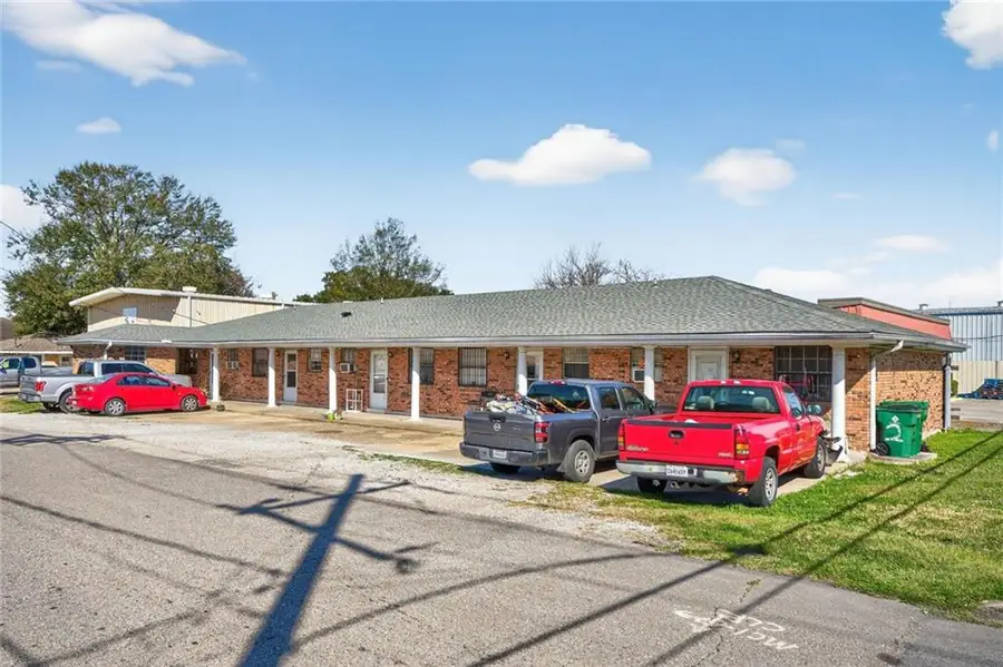 2029 Whitney Avenue, Gretna, LA 70056 - #2