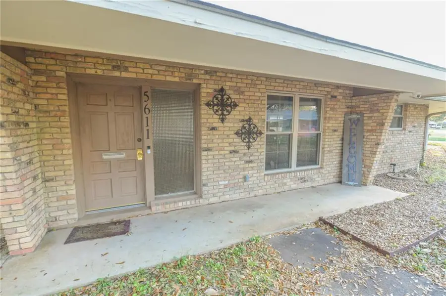 5611 Mildred Avenue, Alexandria, LA 71301 - #2