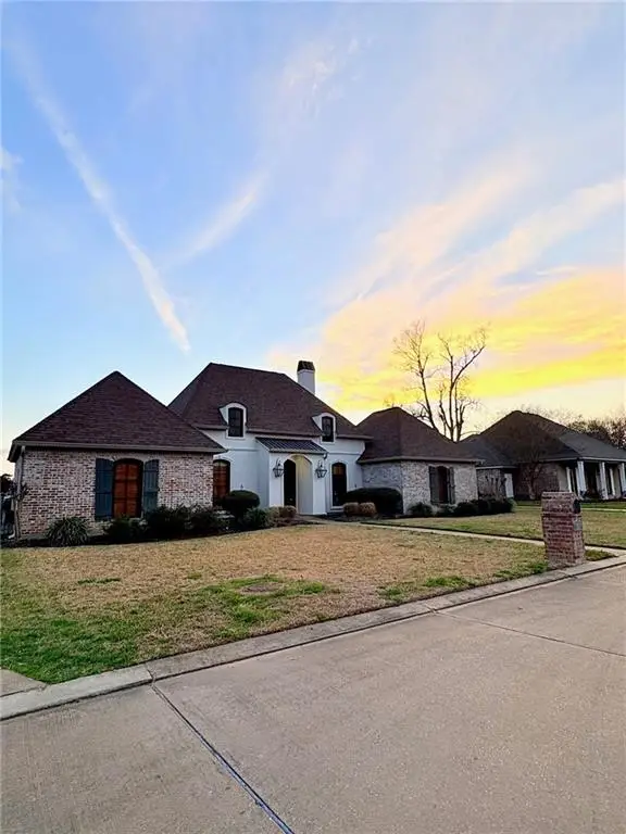 709 West Way Drive, Alexandria, LA 71303