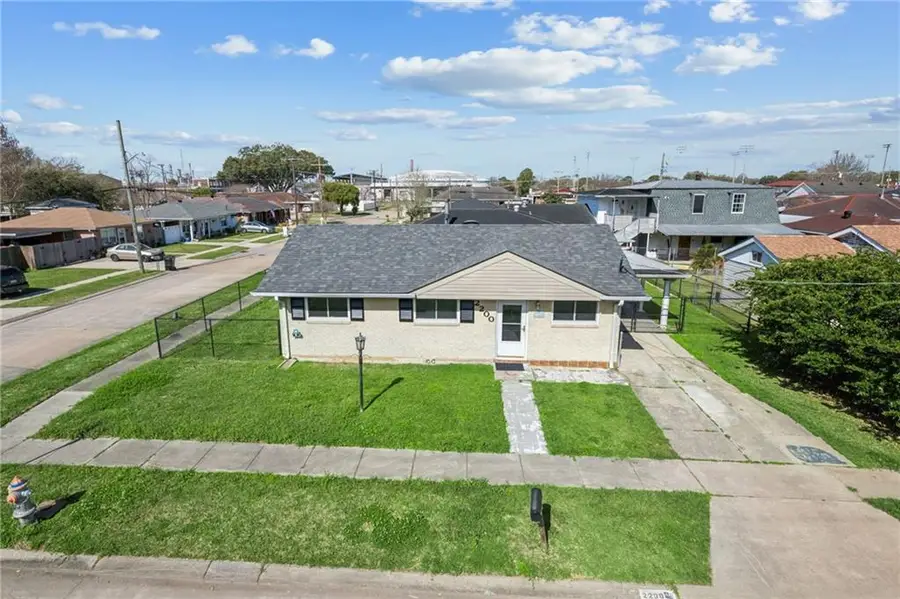 2200 Volpe Drive, Chalmette, LA 70043 - #2