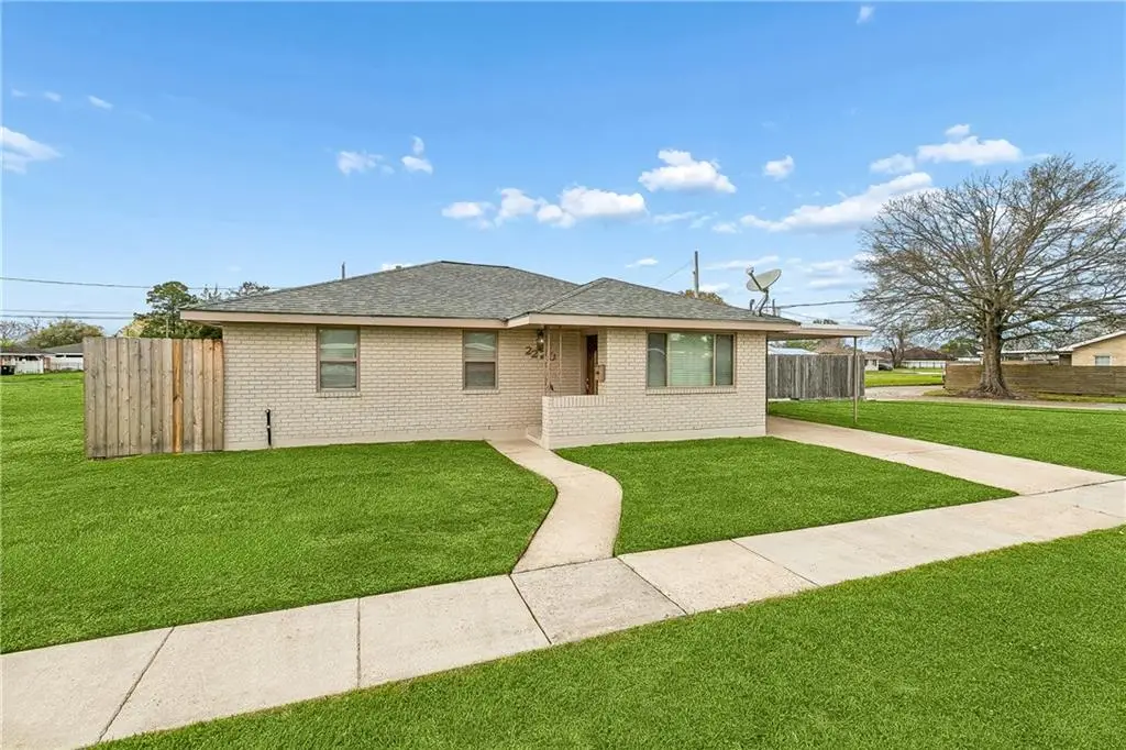 2220 Ventura Drive, Chalmette, LA 70043 - #1