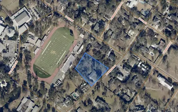 819 S Jahncke Avenue, Covington, LA 70433