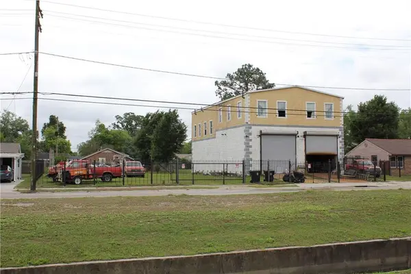 6018 Morrison Road, New Orleans, LA 70126