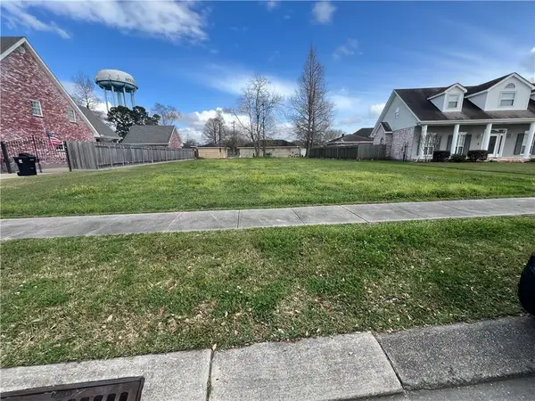 2017 Aramis Drive, Meraux, LA 70075