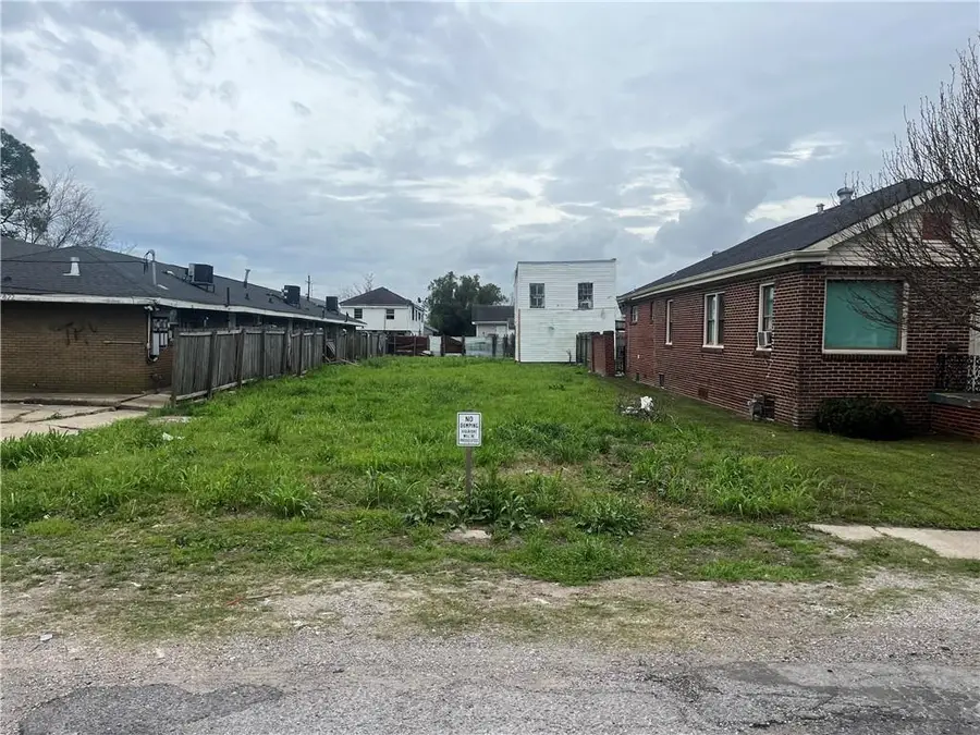 2816 N Dorgenois Street, New Orleans, LA 70117 - #2