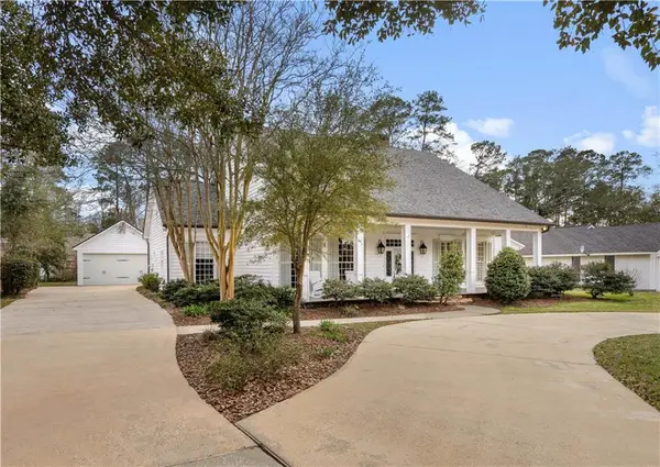 554 Beau Chene Drive, Mandeville, LA 70471