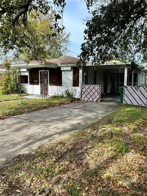 1613 Stafford Street, Gretna, LA 70053 - #2