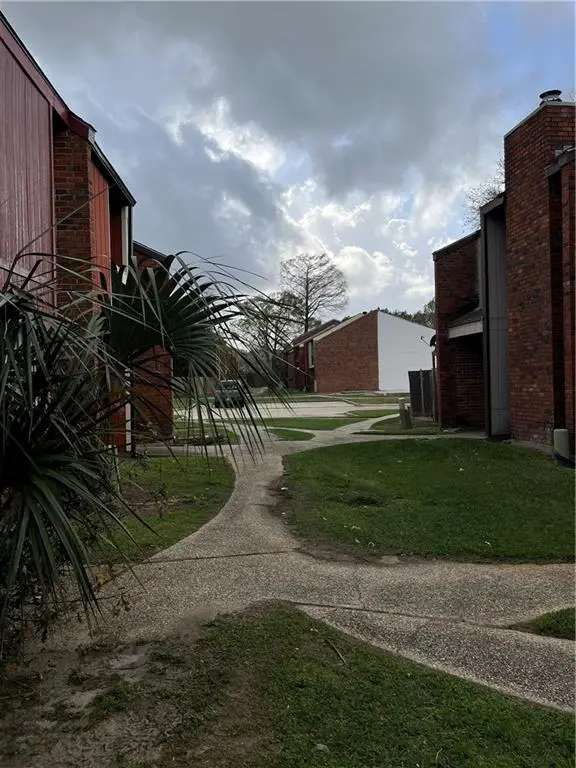 1204 Chimney Wood Lane, New Orleans, LA 70126 - #2