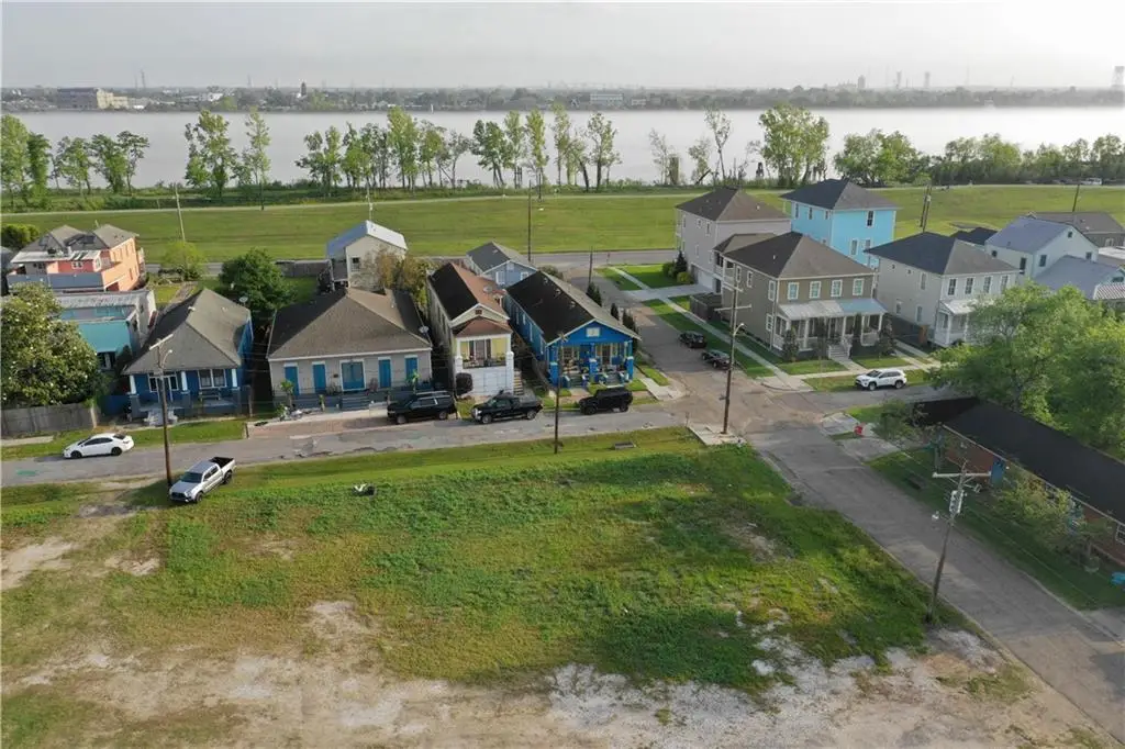 205 Pacific Avenue, New Orleans, LA 70114 - #1