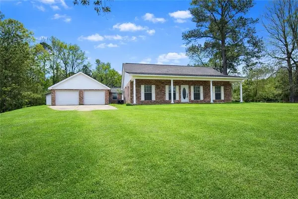 3919 Lafayette Drive, Pineville, LA 71360