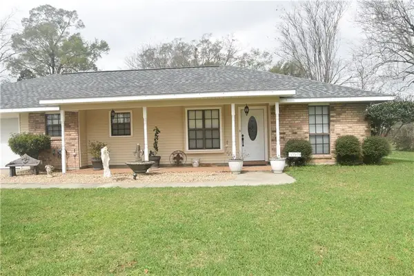 10549 Dolphy Road, St Amant, LA 70774