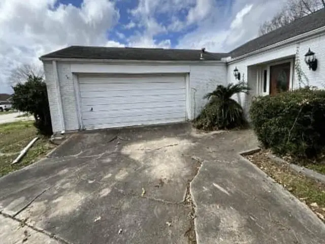 2207 N Von Braun Court, Harvey, LA 70058 - #2